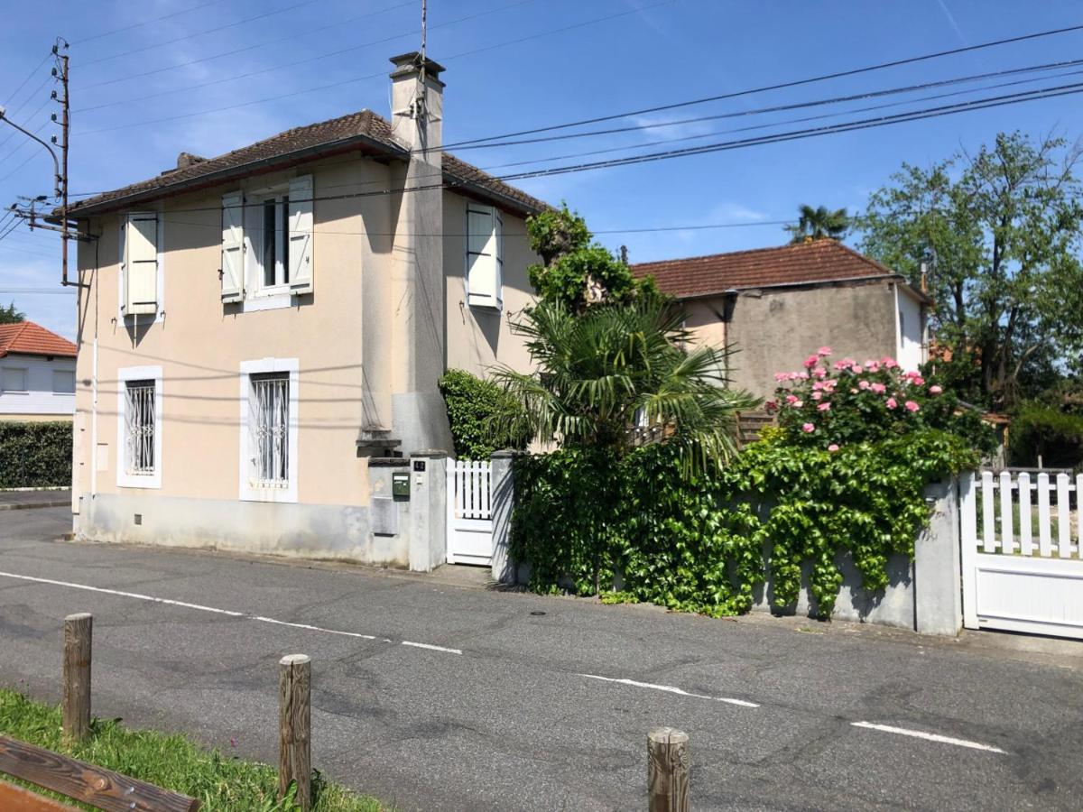 Petite Maison Avec Terrasse Jurançon المظهر الخارجي الصورة